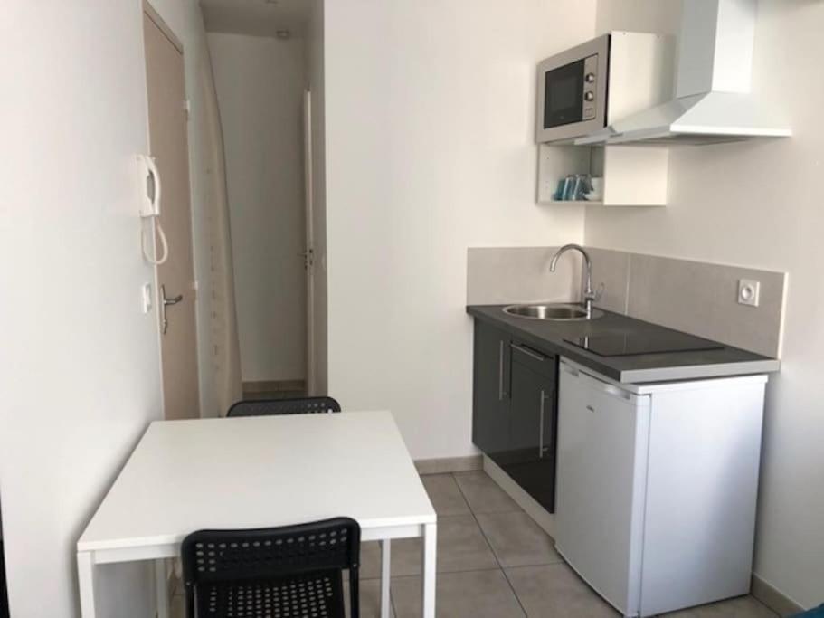 Apartamento Studio 442 Clim + Parking A 10 Min Des Plages Perpiñán Exterior foto